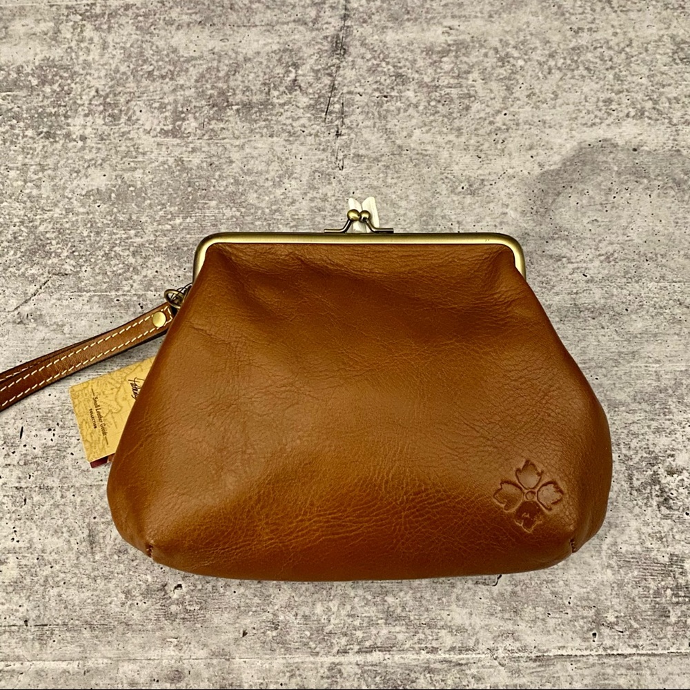 Patricia Nash Savena Tan Kisslock Wristlet
